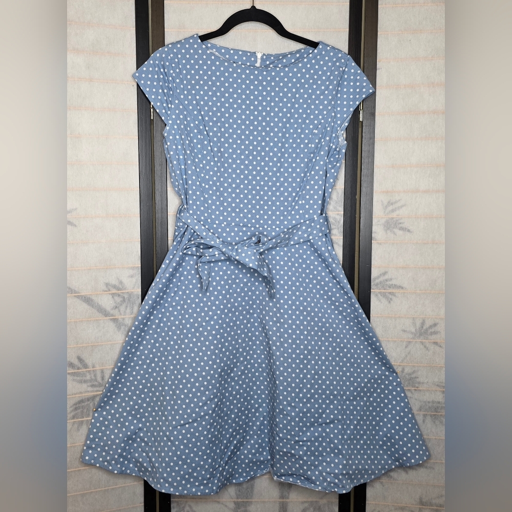 Elegant Blue Polka Dot Midi Dress